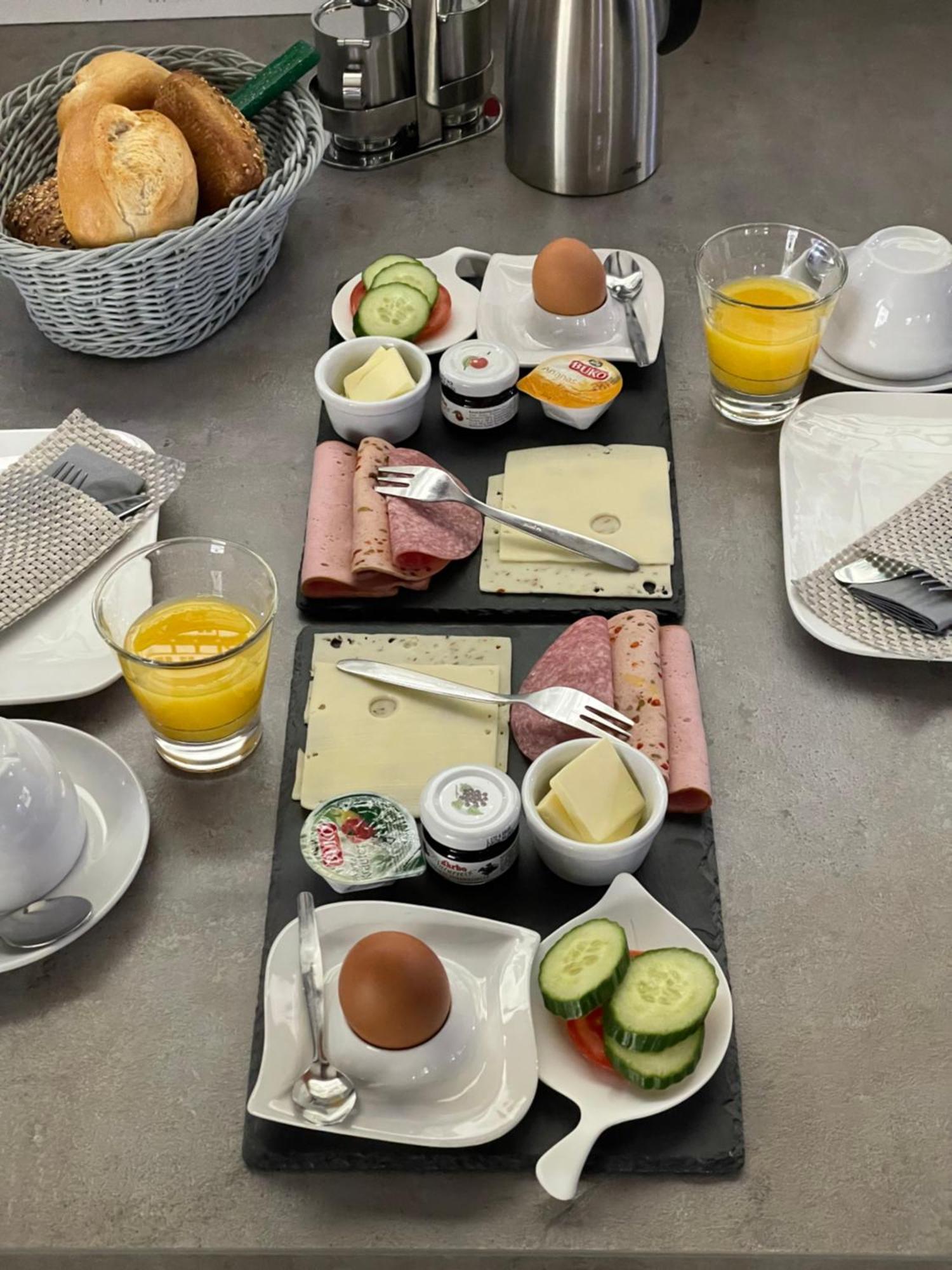 Altes Rathaus Hotel-Restaurant-Cafe Wolfhagen Exteriör bild