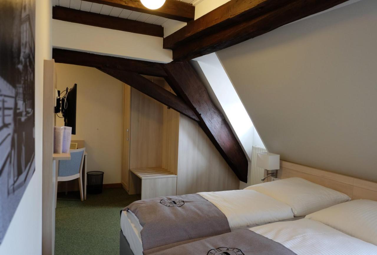 Altes Rathaus Hotel-Restaurant-Cafe Wolfhagen Exteriör bild